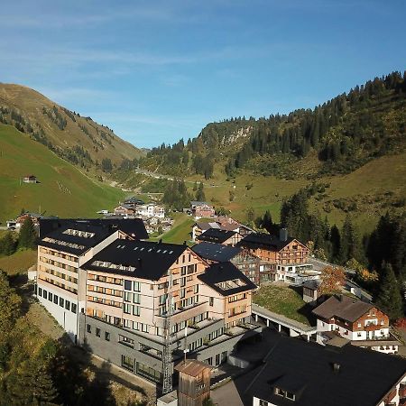 Apartment In Schroecken Near The Ski Area Eksteriør billede